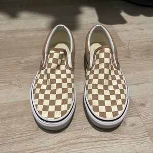 8.5 women brown/tan VANS